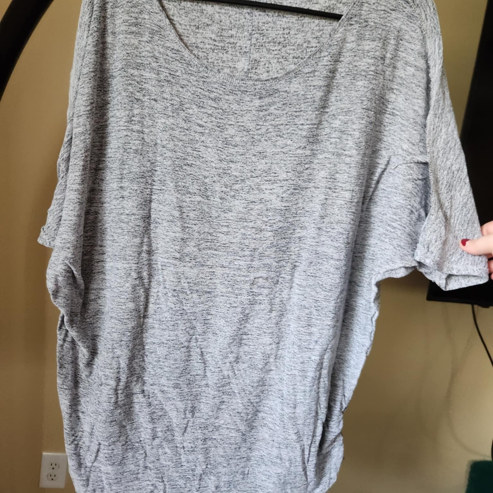 Bobbie Brooks Gray Oversized T-Shirt Relaxed Fit